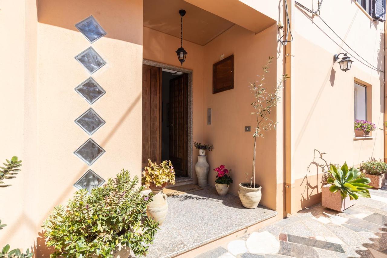 Appartamenti Nonna Rosa Santa Maria Navarrese Exterior foto